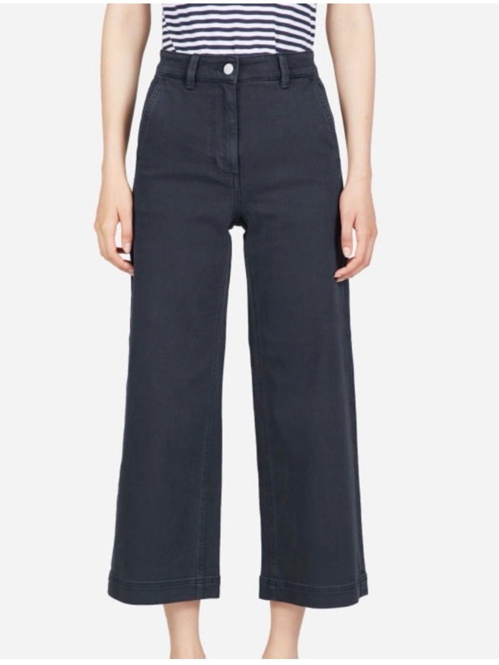 Everlane wide leg crop pant in navy